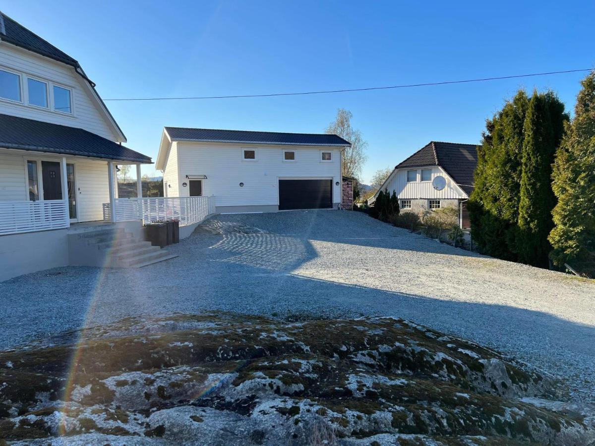 Puntsnes Apartmen Hjelmeland Dış mekan fotoğraf